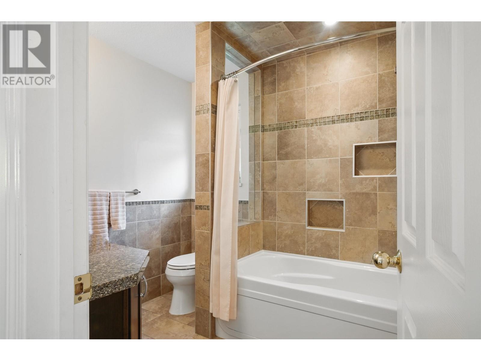 3670 Rutherford Crescent, North Vancouver, British Columbia  V7N 2C7 - Photo 13 - R2998944
