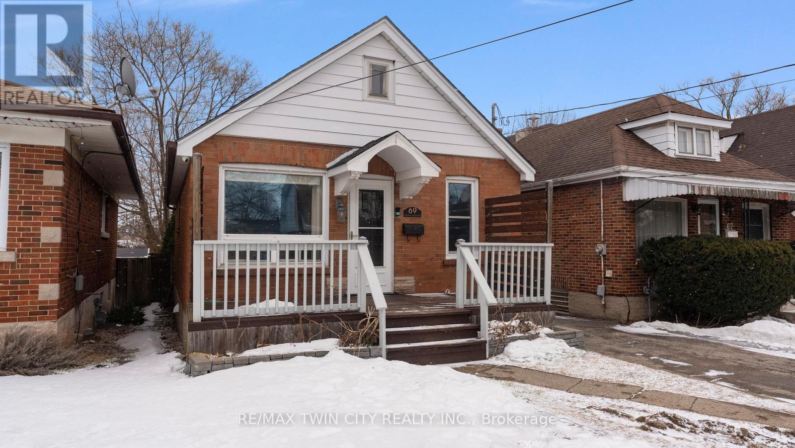 69 Lyons Avenue, Brantford, Ontario  N3R 4R2 - Photo 7 - X12127920