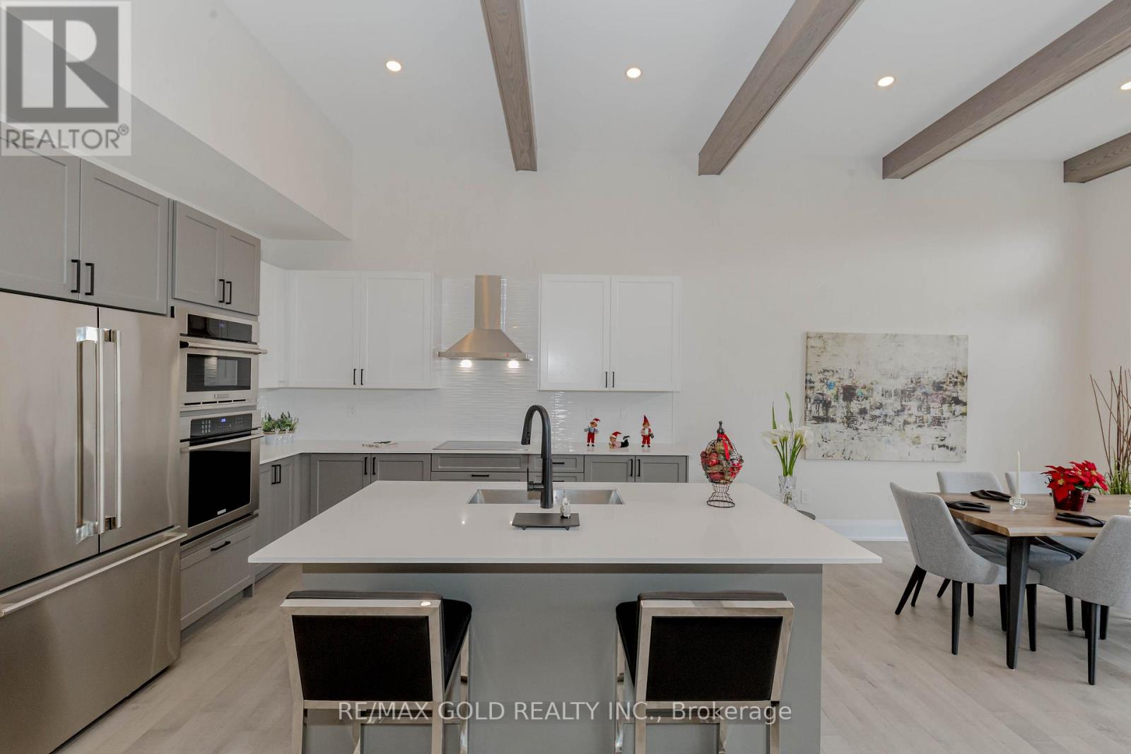 169 Springside Crescent, Blue Mountains, Ontario  L9Y 5L3 - Photo 11 - X12127946