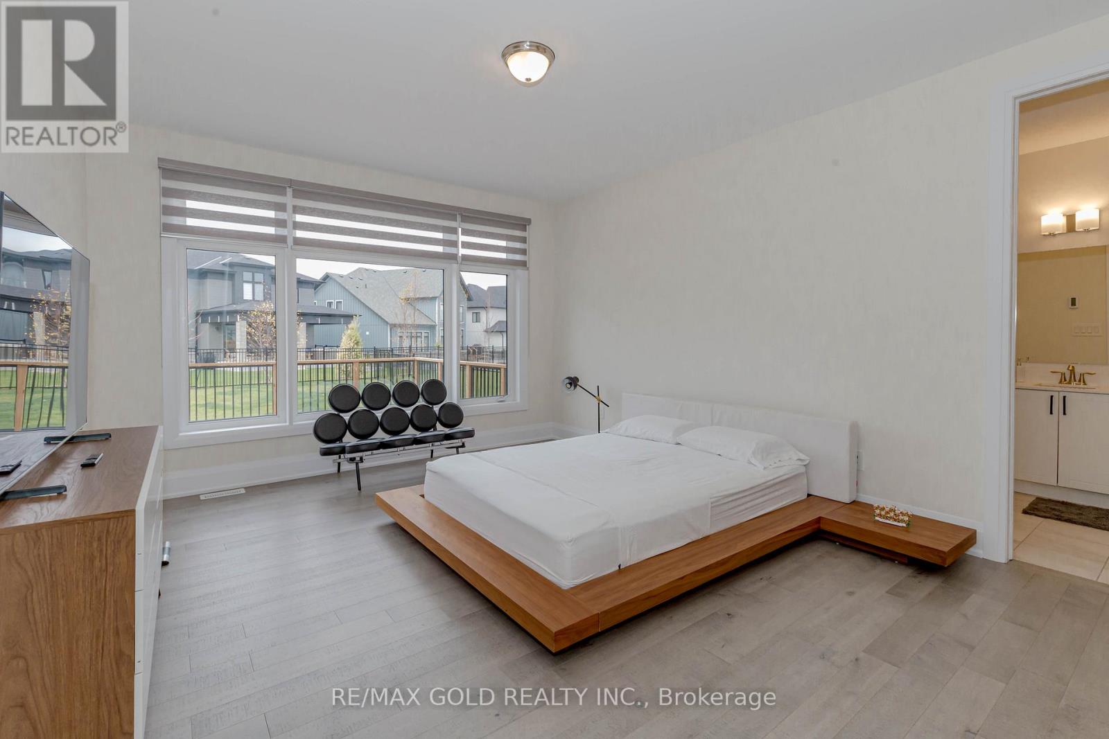 169 Springside Crescent, Blue Mountains, Ontario  L9Y 5L3 - Photo 21 - X12127946