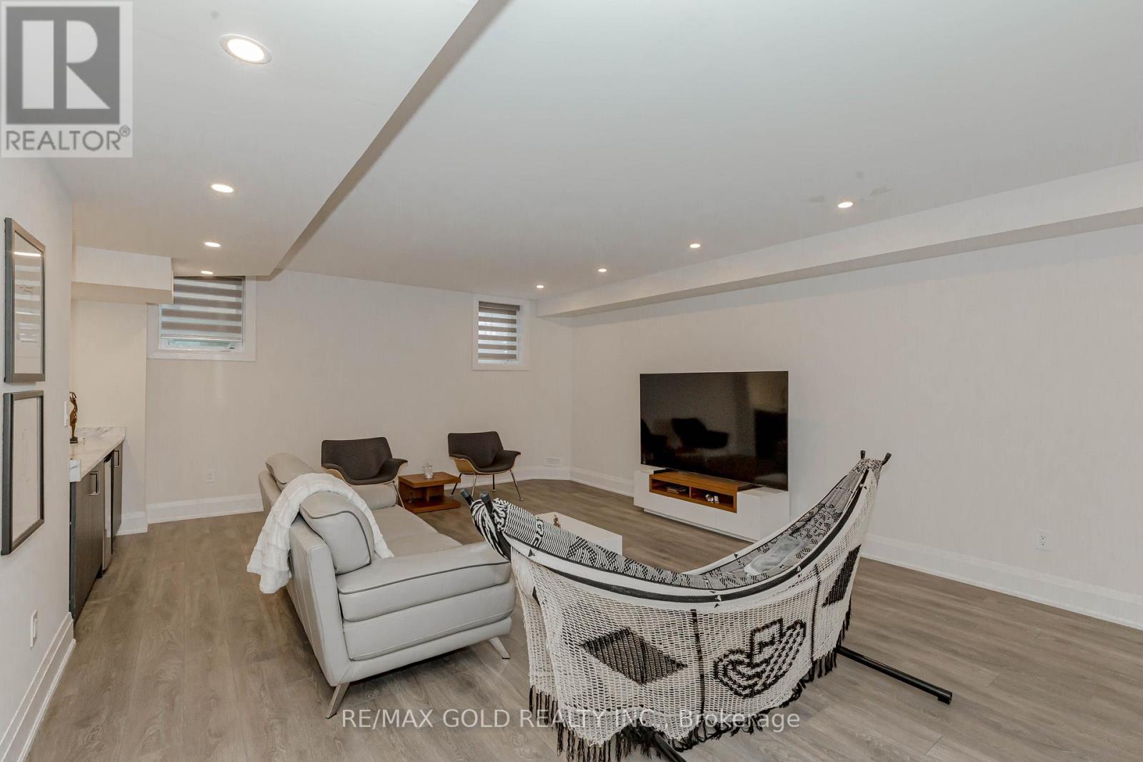 169 Springside Crescent, Blue Mountains, Ontario  L9Y 5L3 - Photo 31 - X12127946