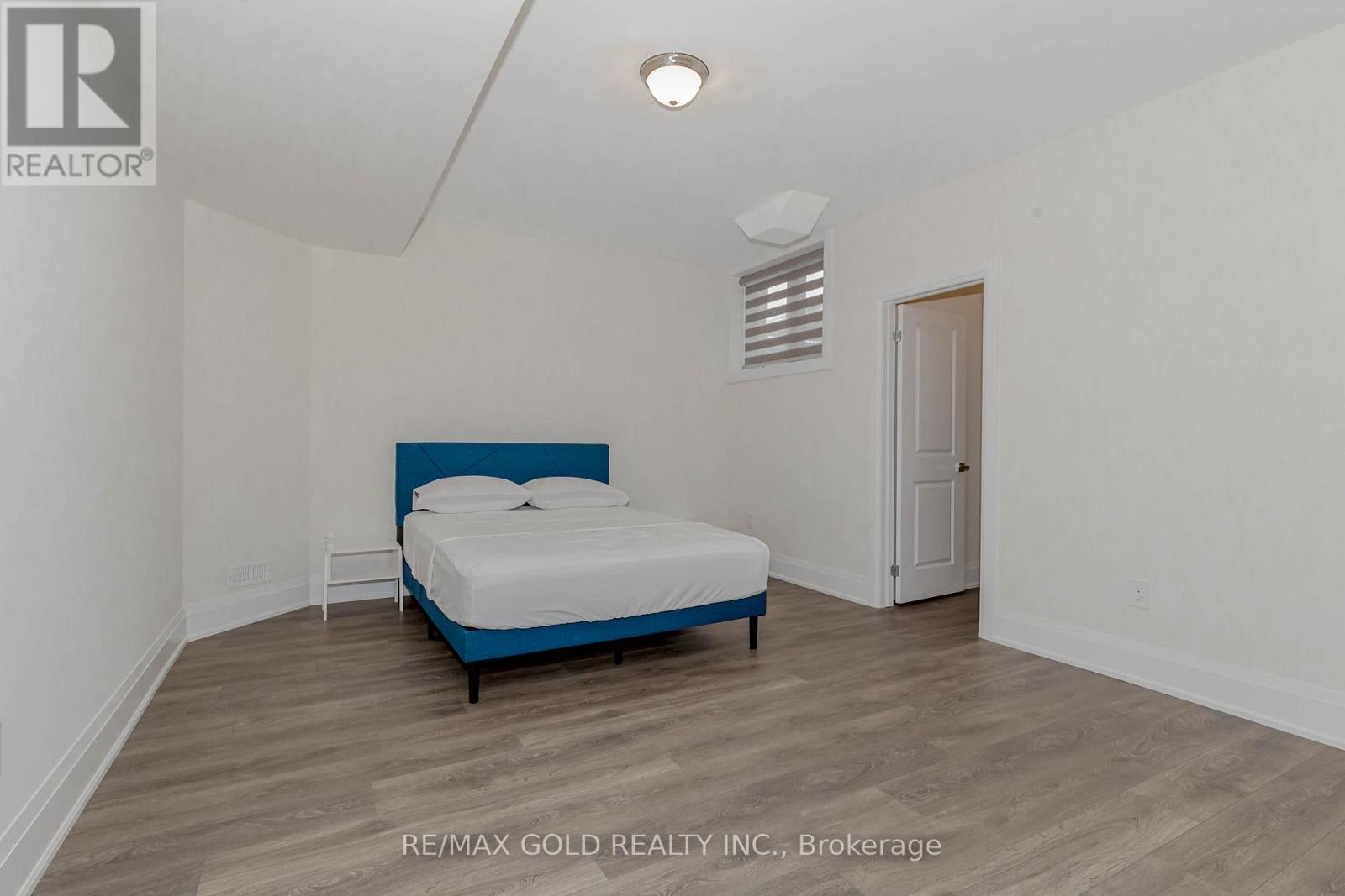 169 Springside Crescent, Blue Mountains, Ontario  L9Y 5L3 - Photo 34 - X12127946