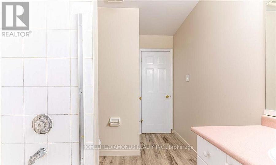 209 Thurman Circle, London East, Ontario  N5V 4Z2 - Photo 14 - X12127957