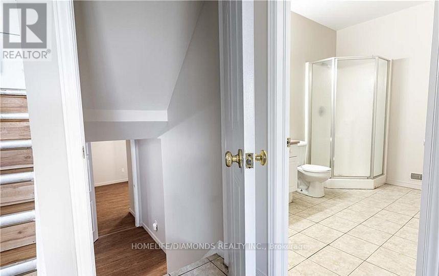 209 Thurman Circle, London East, Ontario  N5V 4Z2 - Photo 24 - X12127957