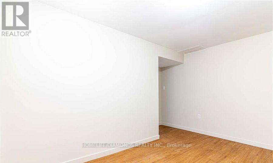 209 Thurman Circle, London East, Ontario  N5V 4Z2 - Photo 32 - X12127957