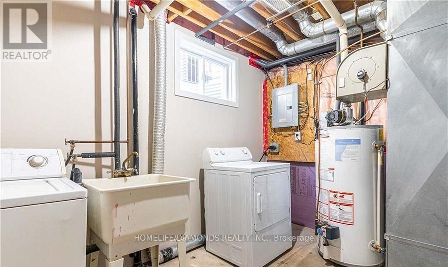 209 Thurman Circle, London East, Ontario  N5V 4Z2 - Photo 33 - X12127957