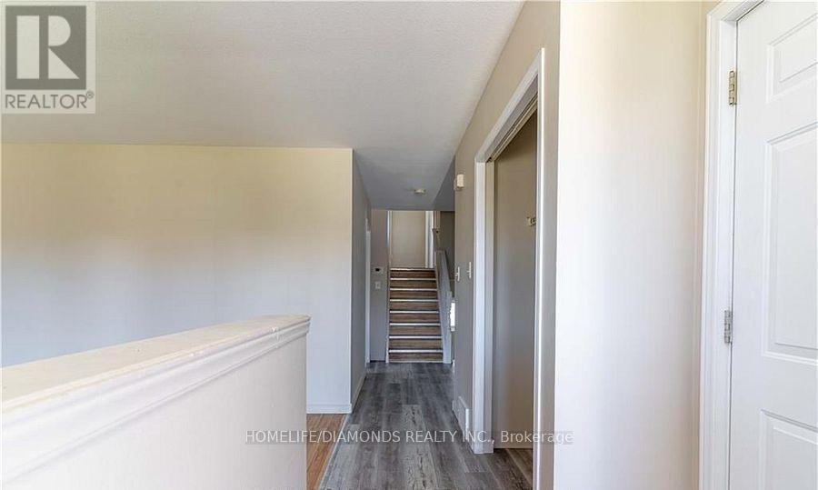 Property at 209 THURMAN CIRCLE image 5