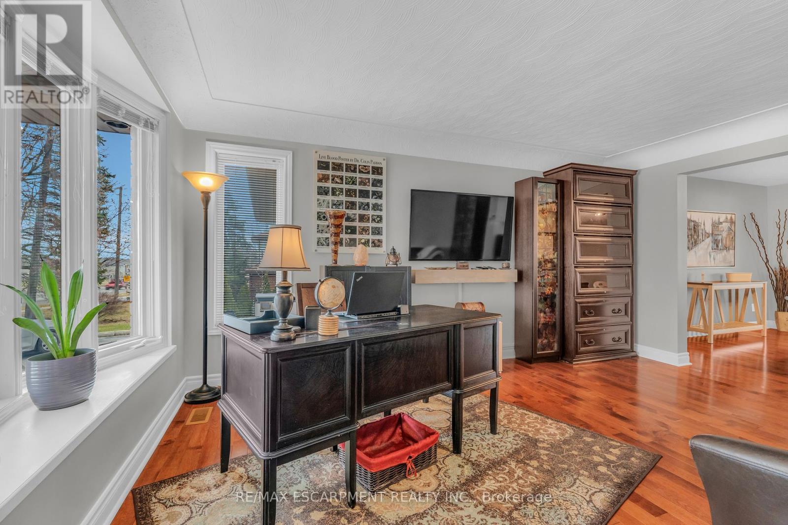 Property at 82 RYMAL ROAD E image 5