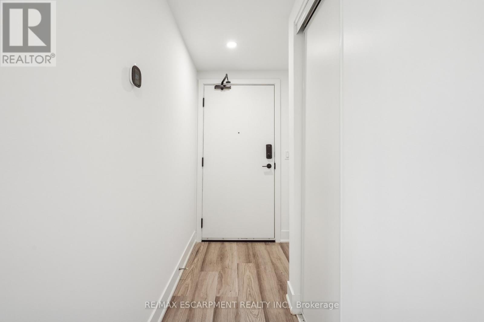 306 - 575 Conklin Road, Brantford, Ontario  N3T 0Y2 - Photo 4 - X12128037