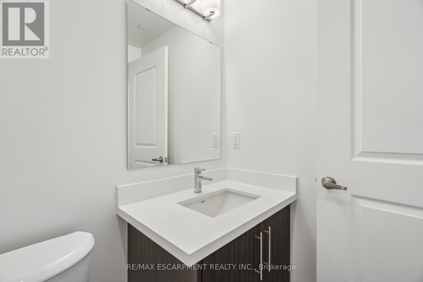 306 - 575 Conklin Road, Brantford, Ontario  N3T 0Y2 - Photo 6 - X12128037
