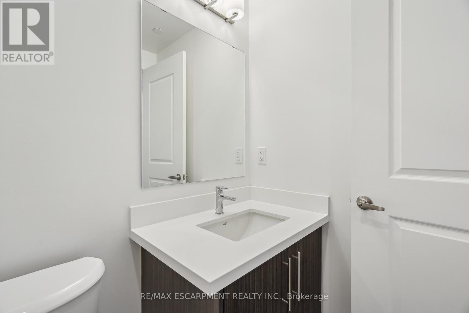 206 - 575 Conklin Road, Brantford, Ontario  N3T 0Y2 - Photo 6 - X12128051