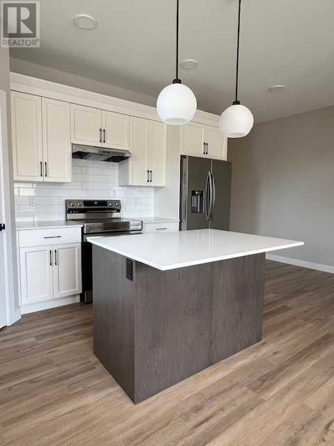 Property at 137 Gray Close image 5