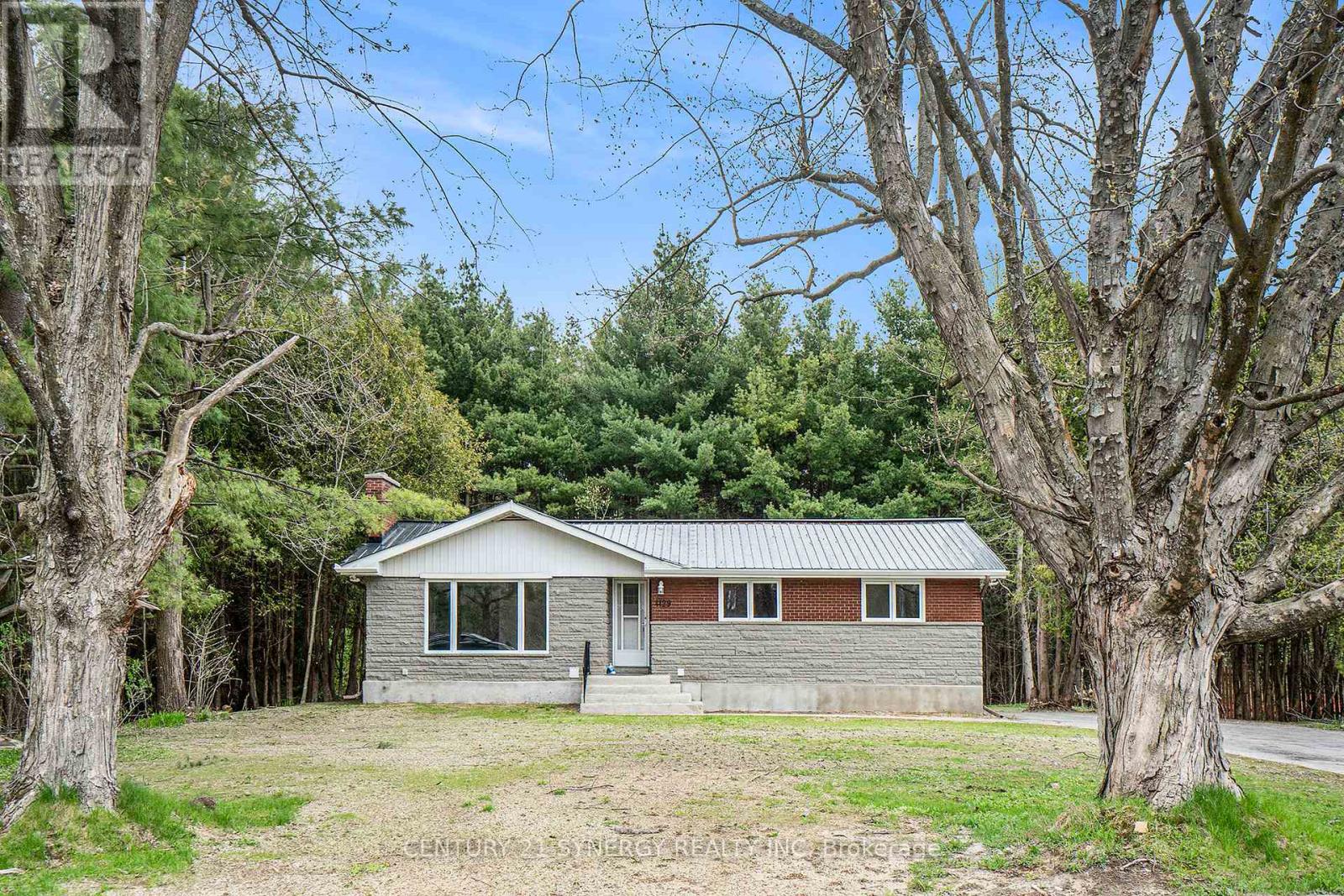 4129 Ramsayville Road, Ottawa, Ontario  K1G 3N4 - Photo 2 - X12128155