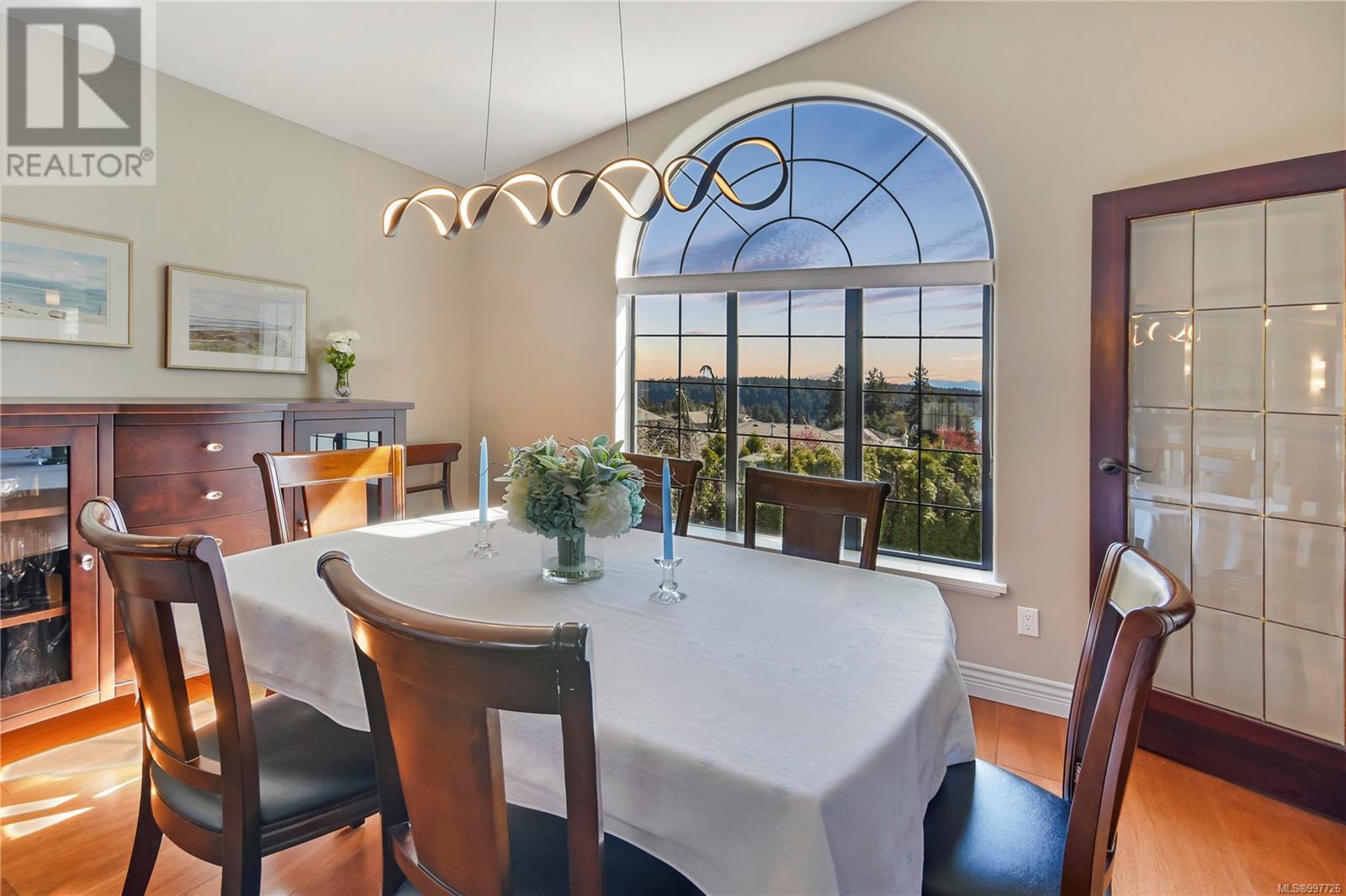 Property at 3279 Cordova Bay image 3