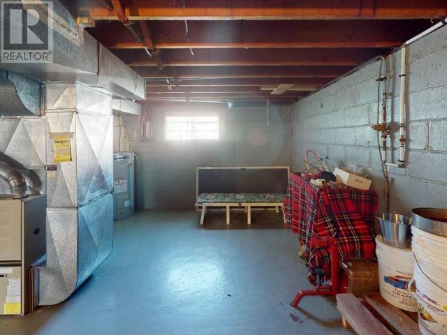 6445 Seton Ave, Powell River, British Columbia   - Photo 24 - 18940