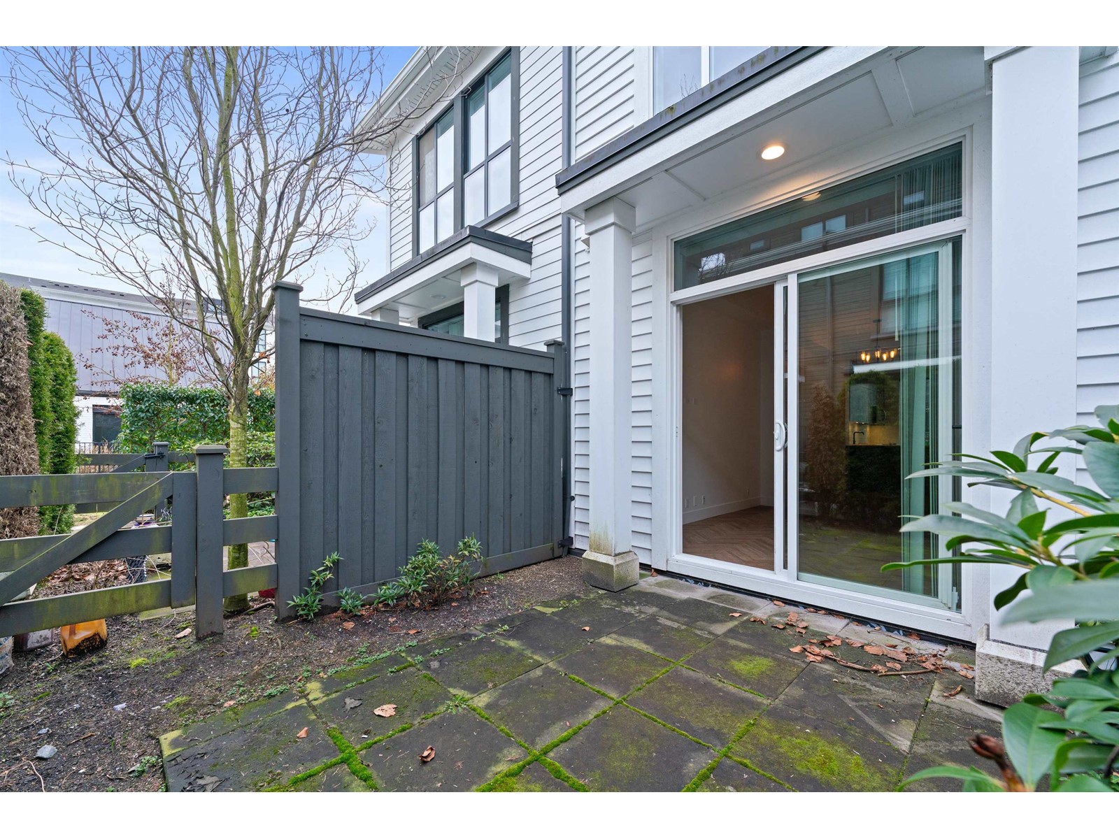 8 14955 101a Avenue, Surrey, British Columbia  V3R 0G1 - Photo 32 - R2999040