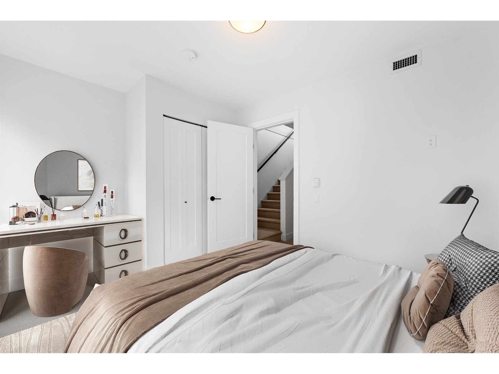 8 14955 101a Avenue, Surrey, British Columbia  V3R 0G1 - Photo 23 - R2999040