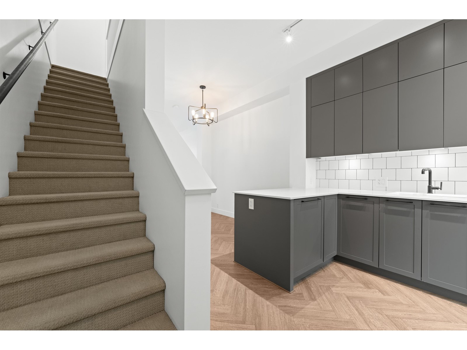 8 14955 101a Avenue, Surrey, British Columbia  V3R 0G1 - Photo 14 - R2999040