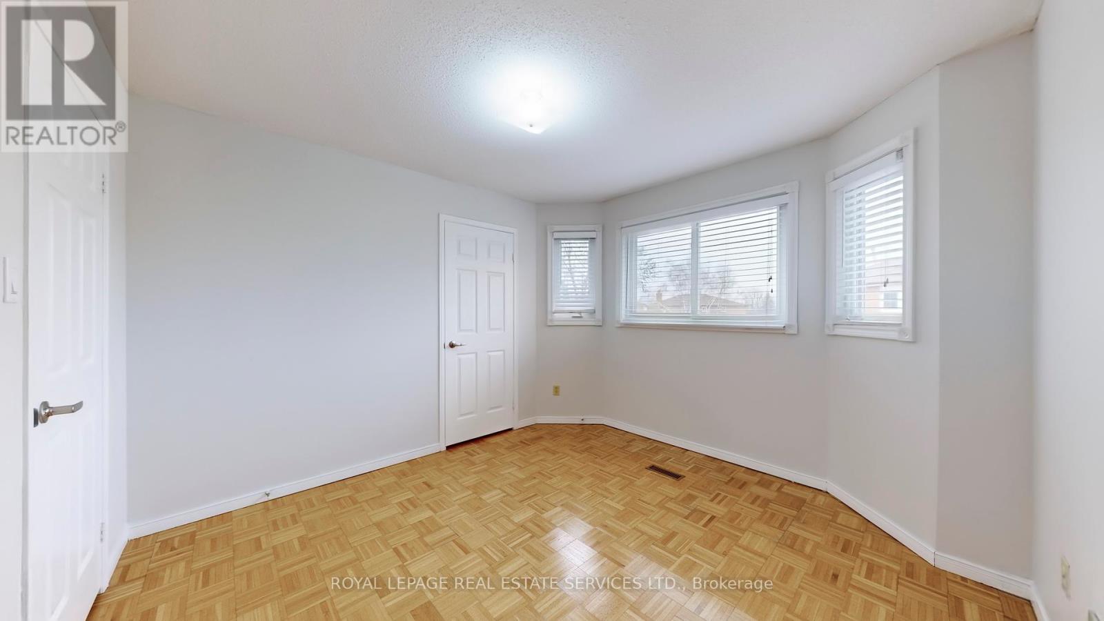 57 Havelock Drive, Brampton, Ontario  L6W 4A8 - Photo 8 - W12121956