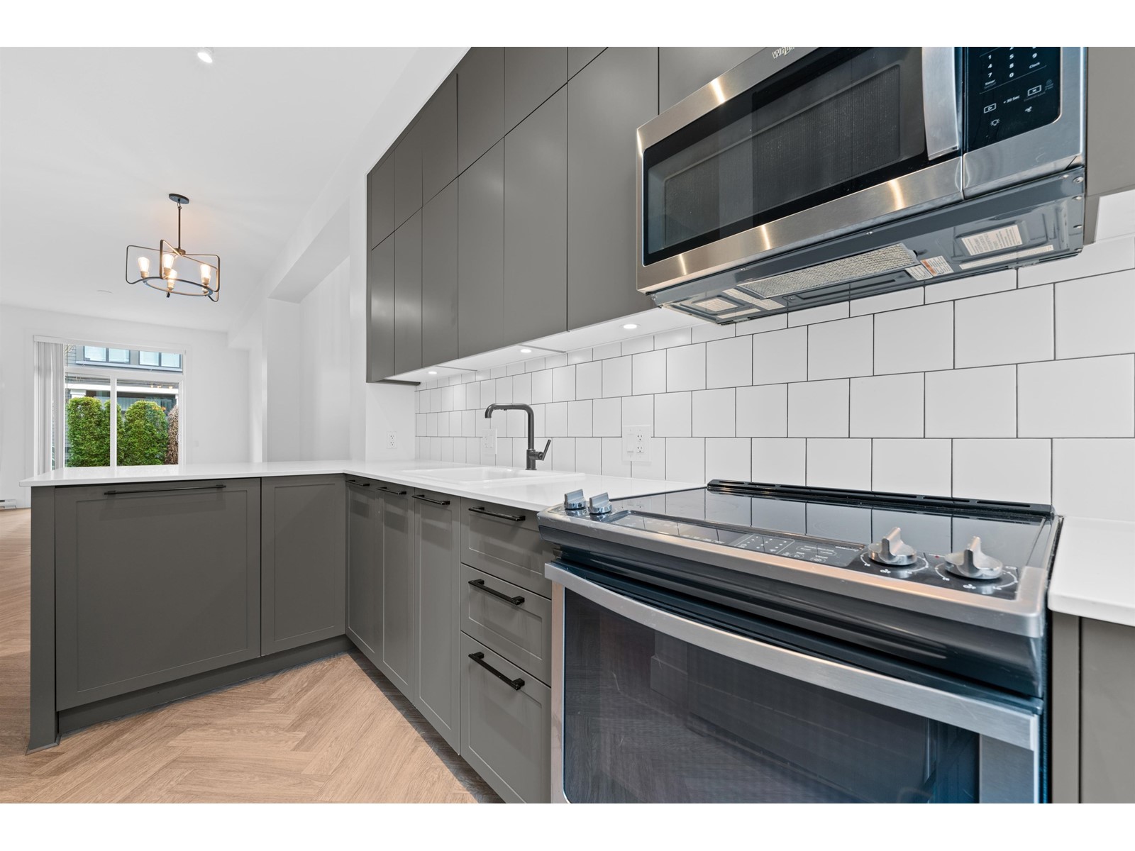 8 14955 101a Avenue, Surrey, British Columbia  V3R 0G1 - Photo 9 - R2999040