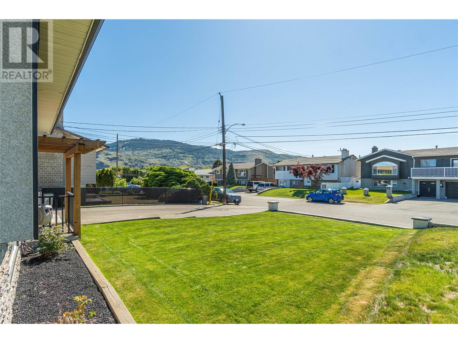 667 Cambridge Crescent, Kamloops, British Columbia  V2B 5B7 - Photo 30 - 10346448