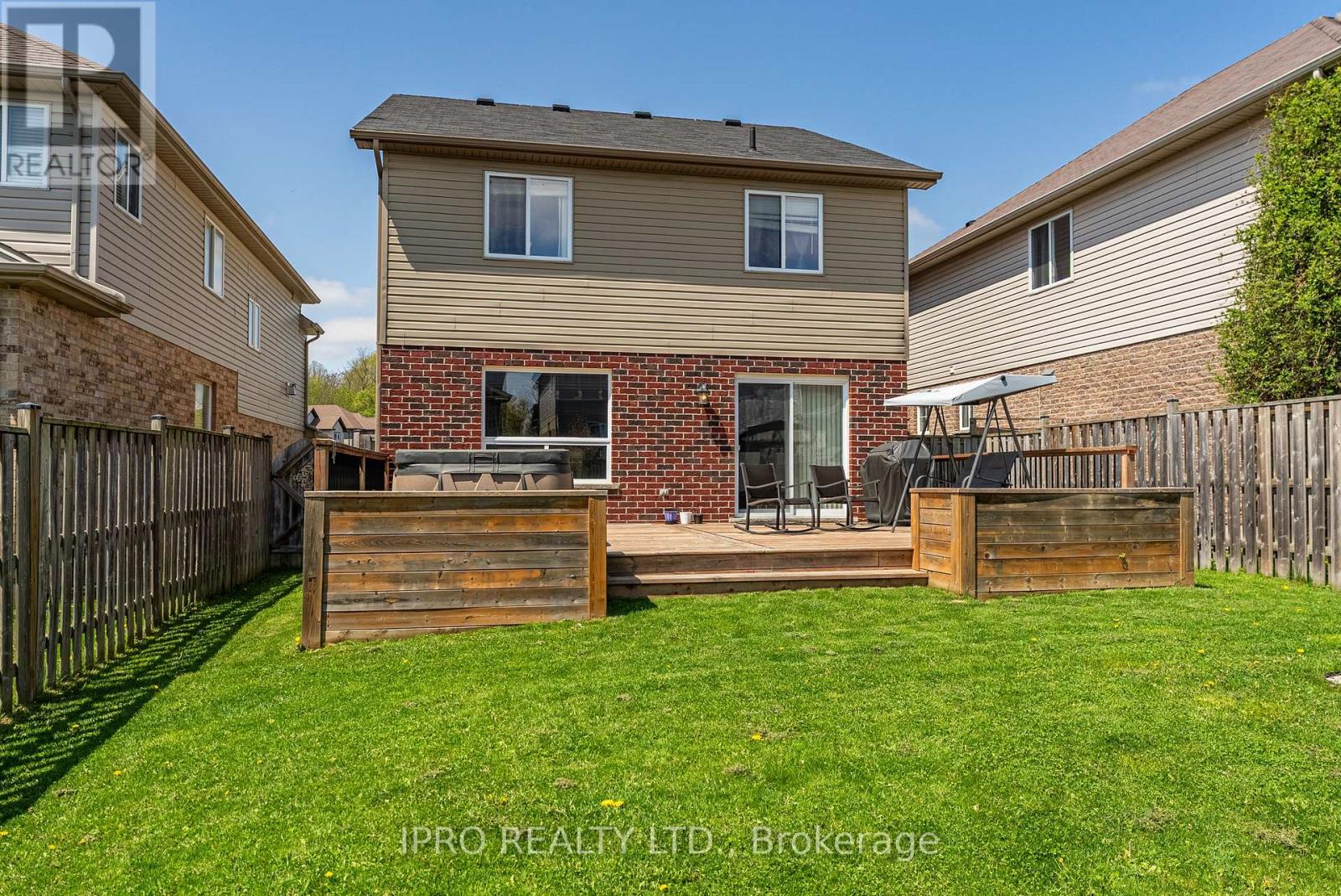 2000 Rollingacres Drive, London North, Ontario  N5X 0H1 - Photo 49 - X12125742