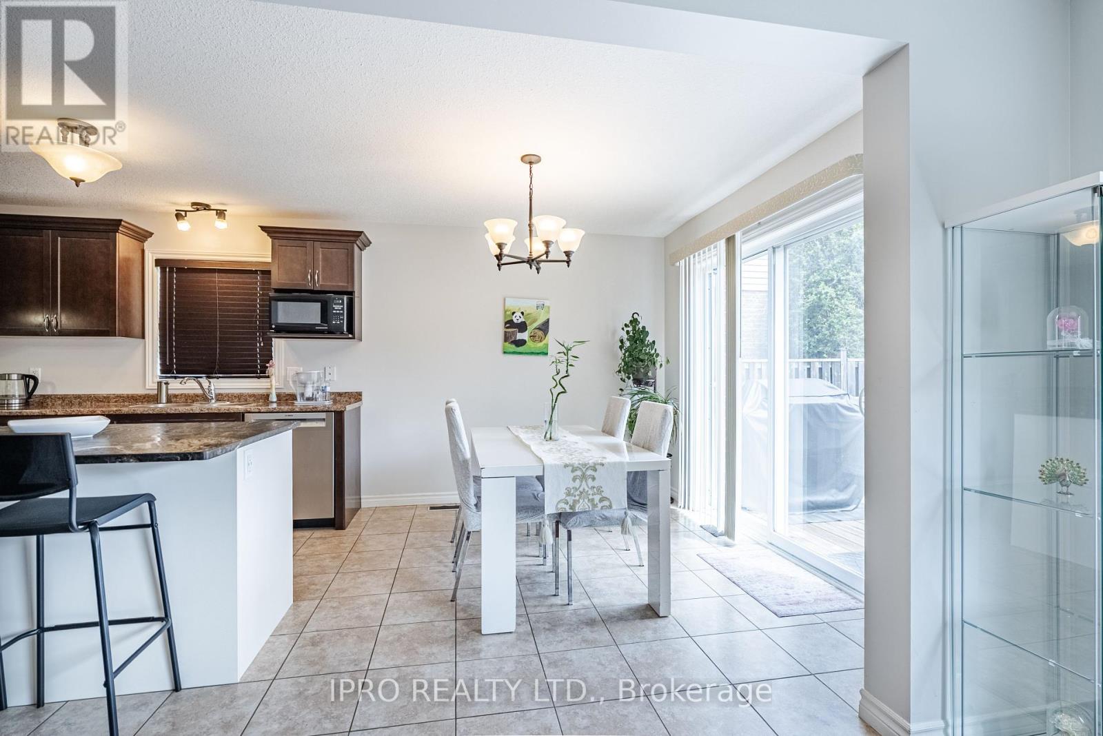2000 Rollingacres Drive, London North, Ontario  N5X 0H1 - Photo 15 - X12125742