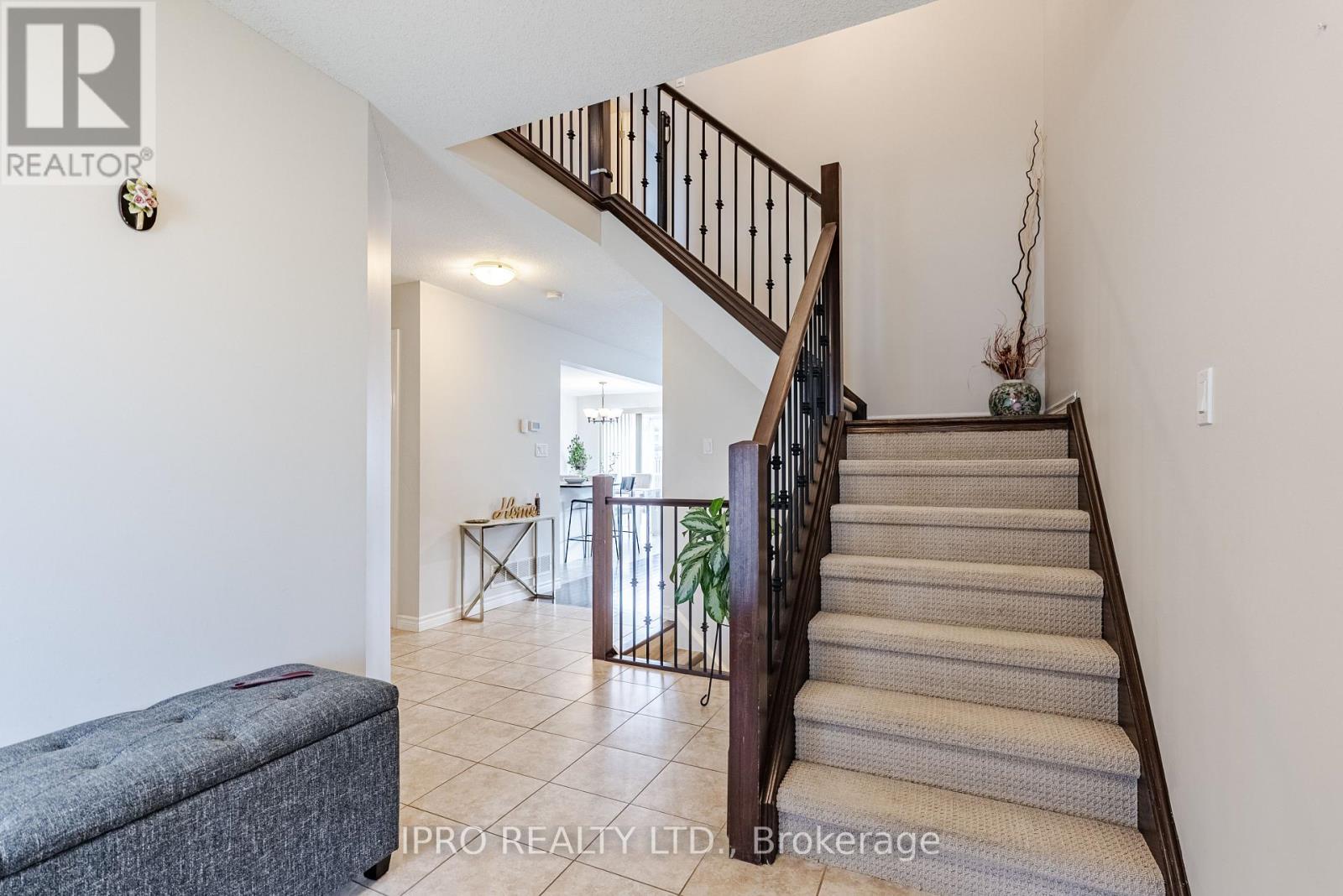 Property at 2000 ROLLINGACRES DRIVE image 3