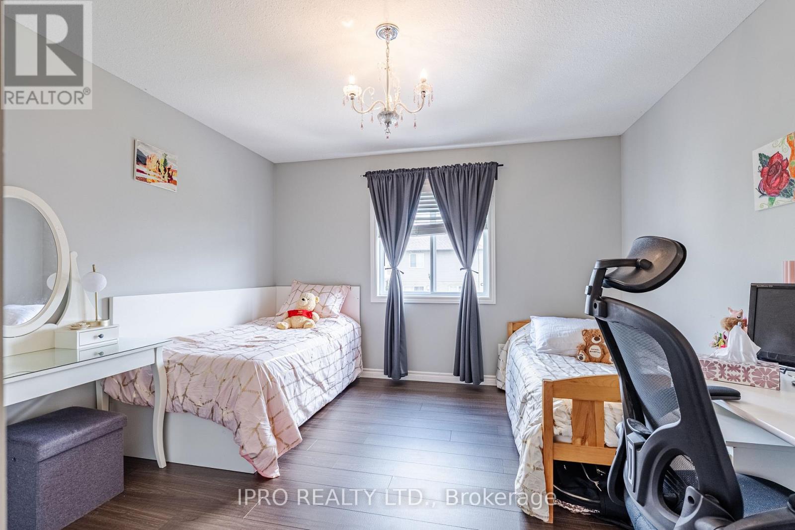 2000 Rollingacres Drive, London North, Ontario  N5X 0H1 - Photo 32 - X12125742