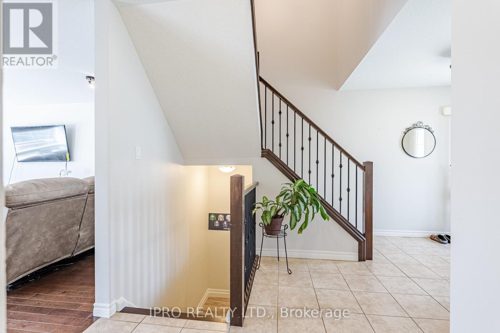 2000 Rollingacres Drive, London North, Ontario  N5X 0H1 - Photo 17 - X12125742
