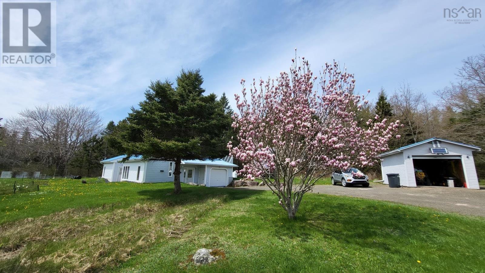 Property at 5047 Granville Road image 3