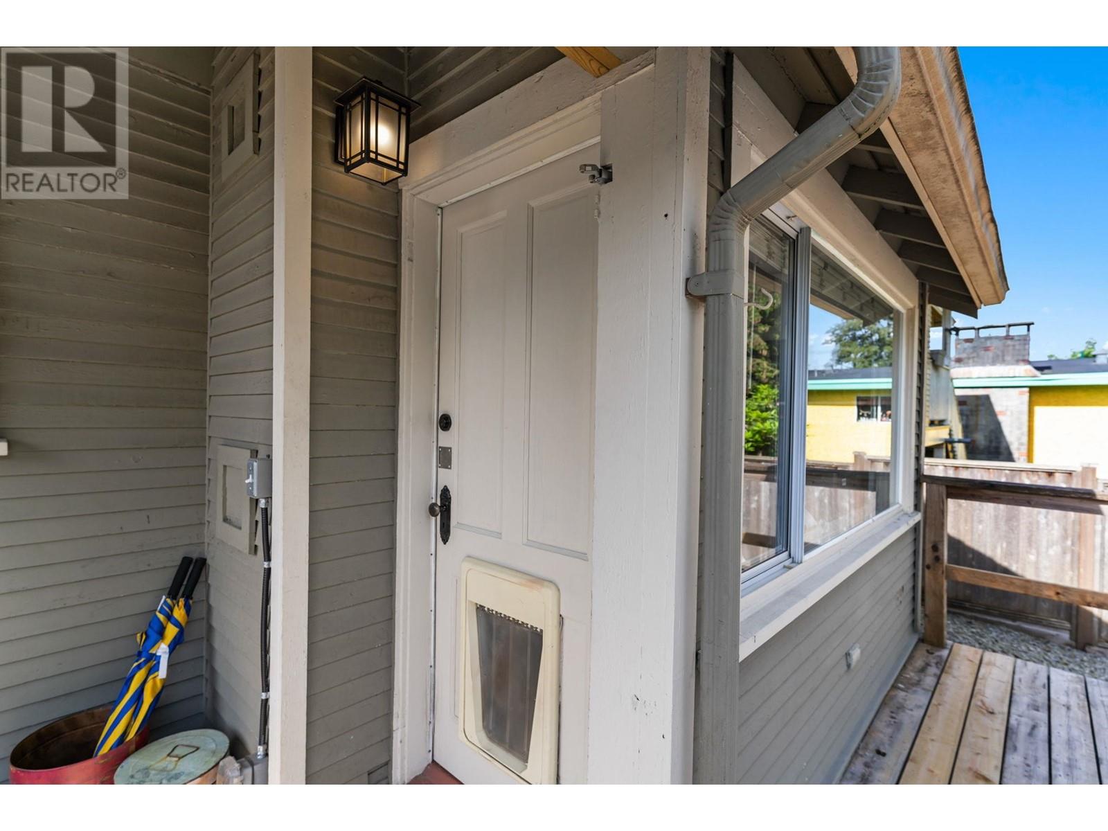 2235 Hawthorne Avenue, Port Coquitlam, British Columbia  V3C 1W5 - Photo 37 - R2998301
