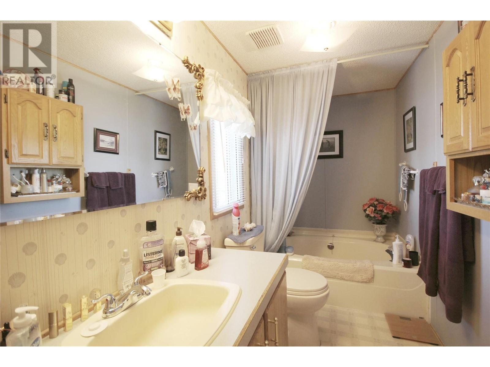 3999 Skaha Lake Road Unit# 12, Penticton, British Columbia  V2A 6J7 - Photo 11 - 10346254