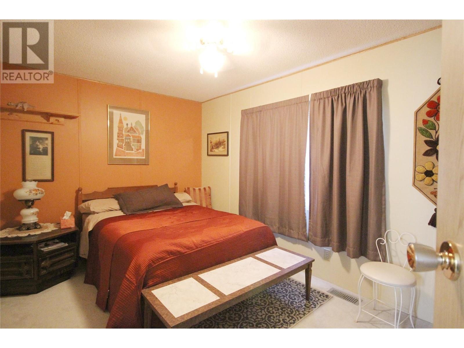 3999 Skaha Lake Road Unit# 12, Penticton, British Columbia  V2A 6J7 - Photo 12 - 10346254