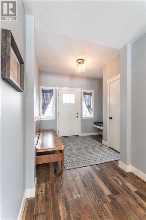 Property at 12906 Royal Boulevard image 3