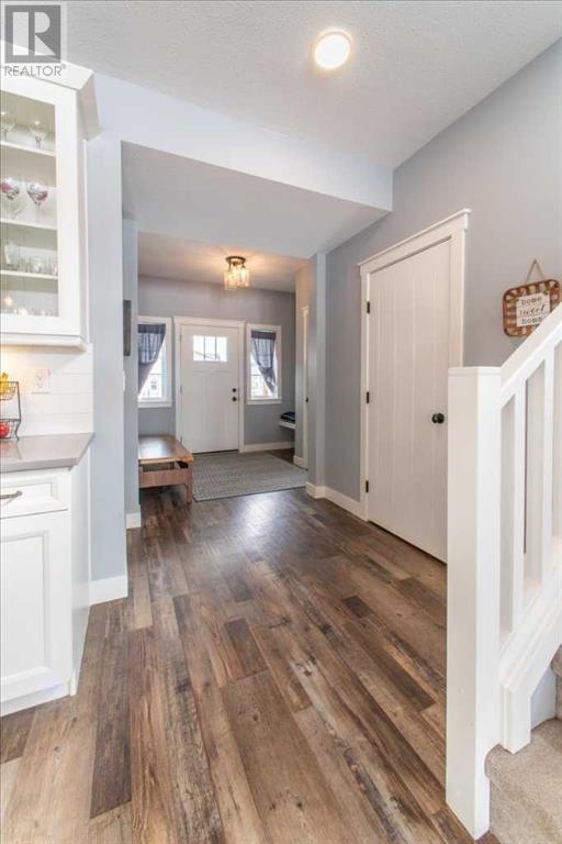 Property at 12906 Royal Boulevard image 2