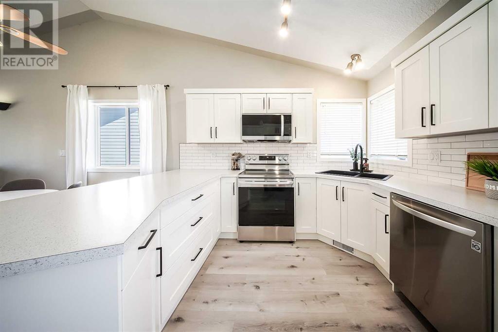 4605 Westbrooke Road, Blackfalds, Alberta  T4M 0K2 - Photo 4 - A2217651