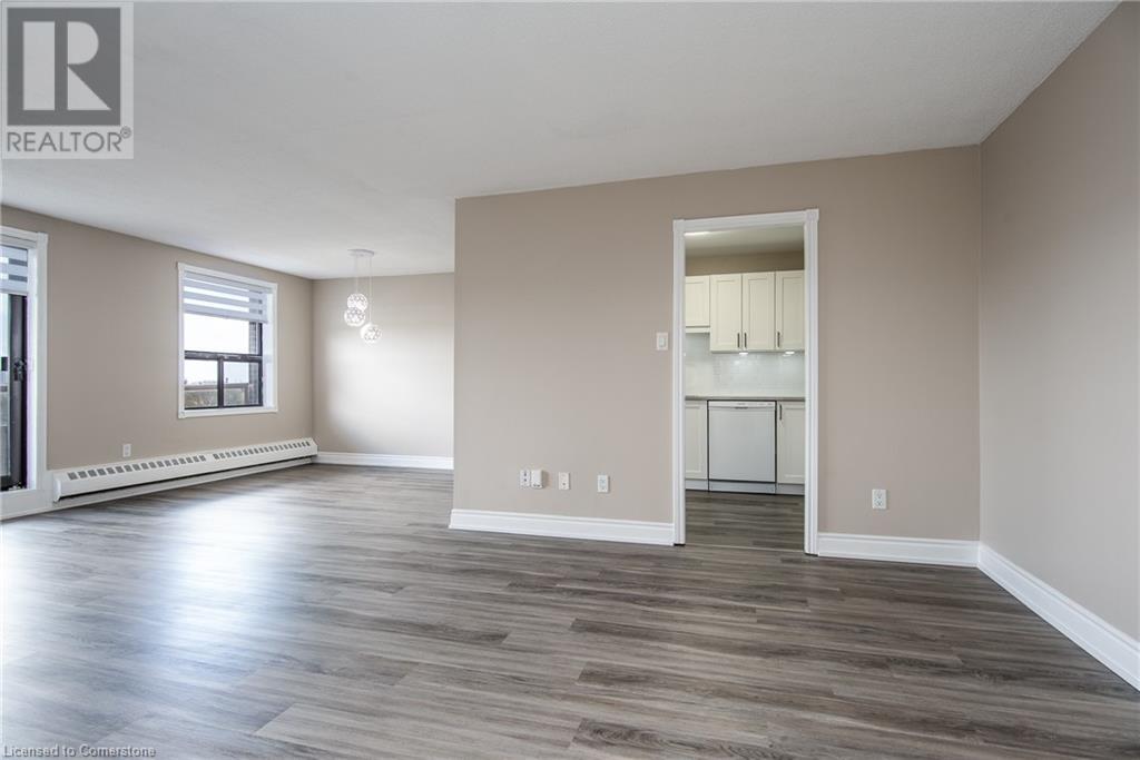 1100 Courtland Avenue E Unit# 702, Kitchener, Ontario  N2C 2H9 - Photo 18 - 40725533