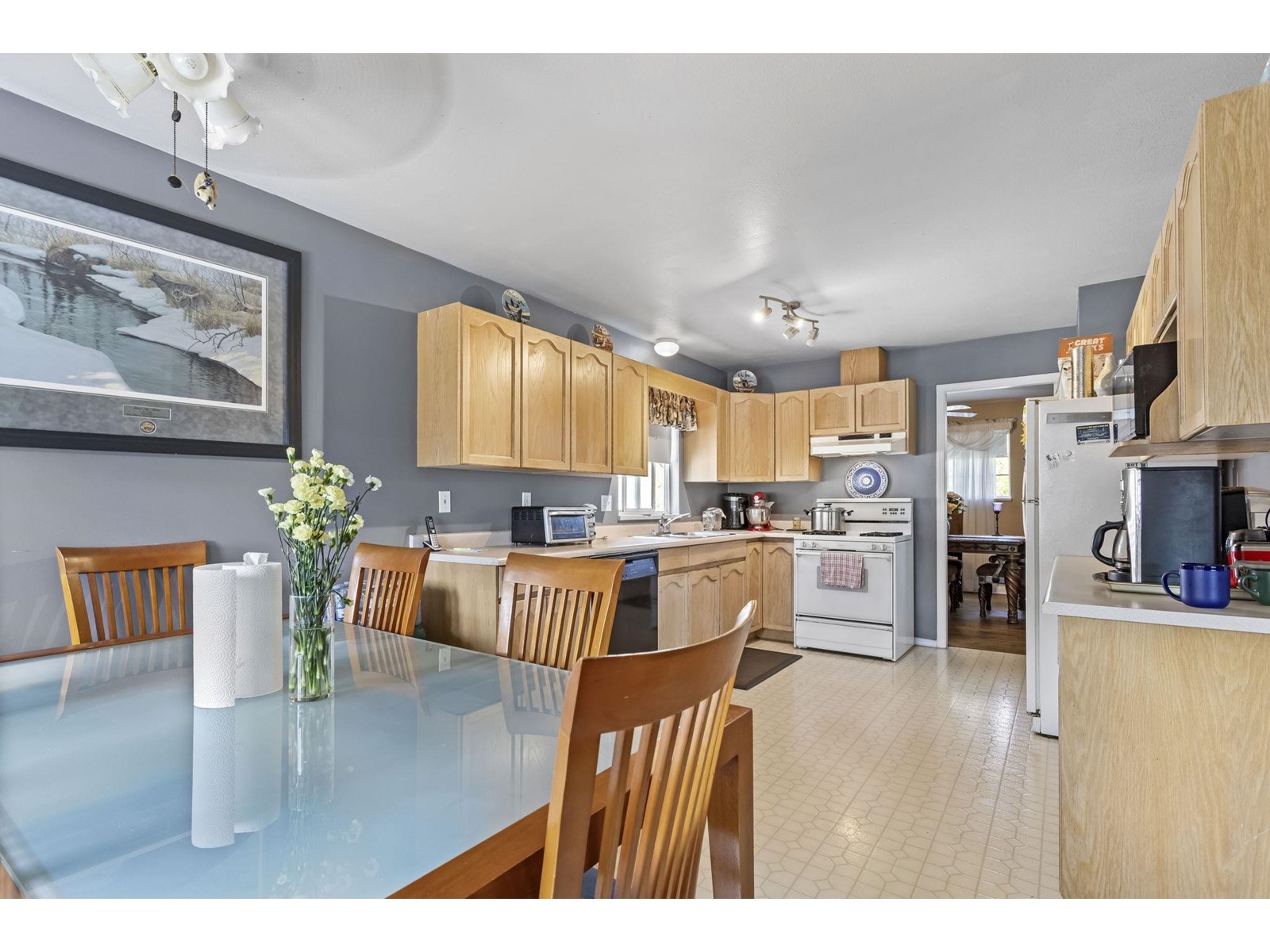 8479 Cade Barr Street, Mission, British Columbia  V2V 7K4 - Photo 12 - R2998196