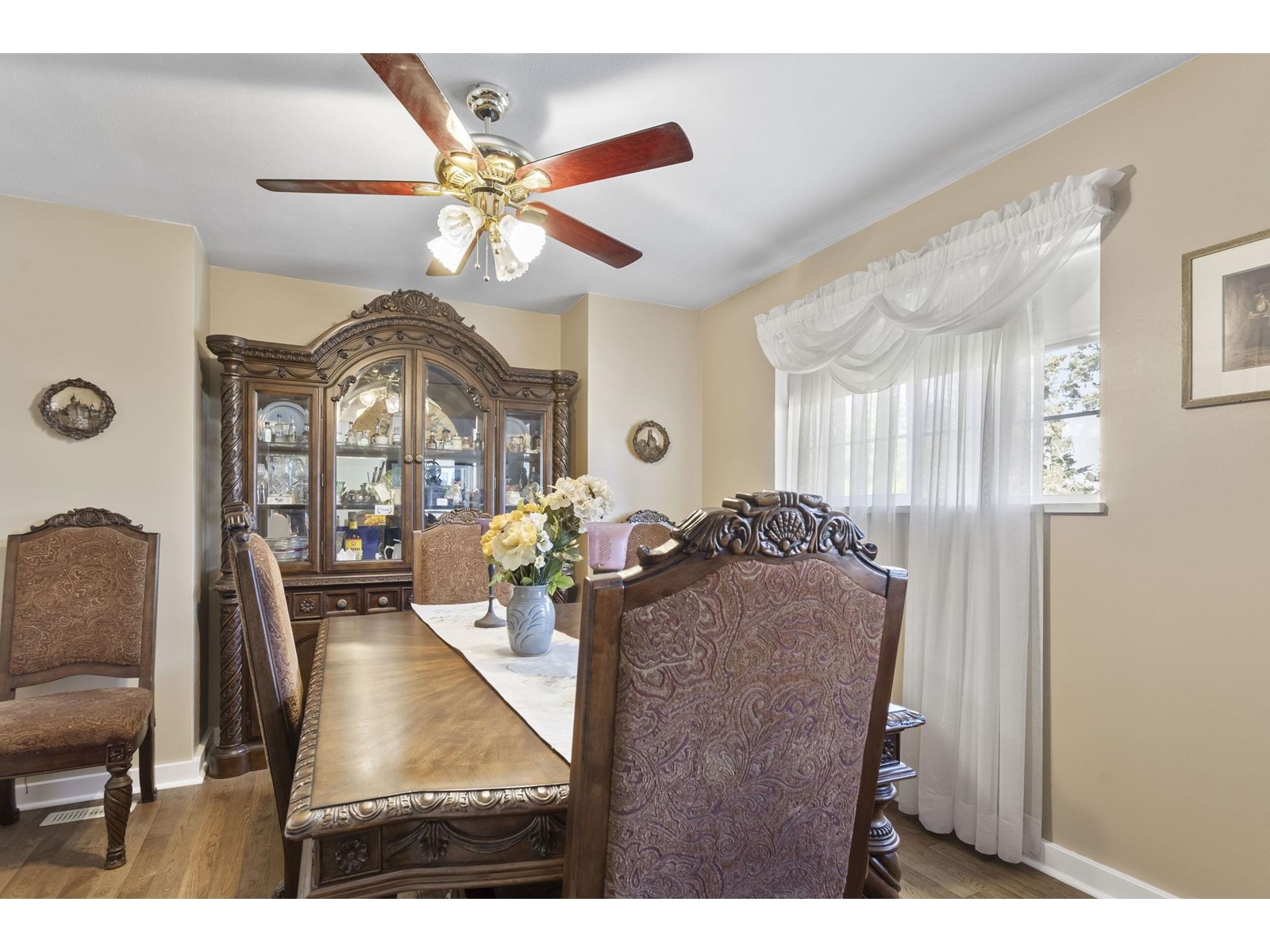 8479 Cade Barr Street, Mission, British Columbia  V2V 7K4 - Photo 7 - R2998196