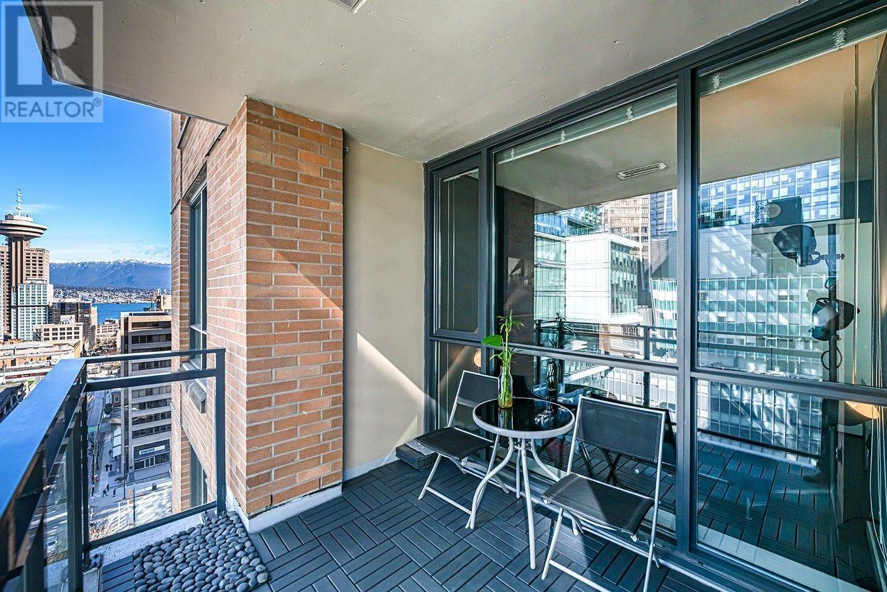 Listing Picture 8 of 16 : 2005 788 RICHARDS STREET, Vancouver / 溫哥華 - 魯藝地產 Yvonne Lu Group - MLS Medallion Club Member