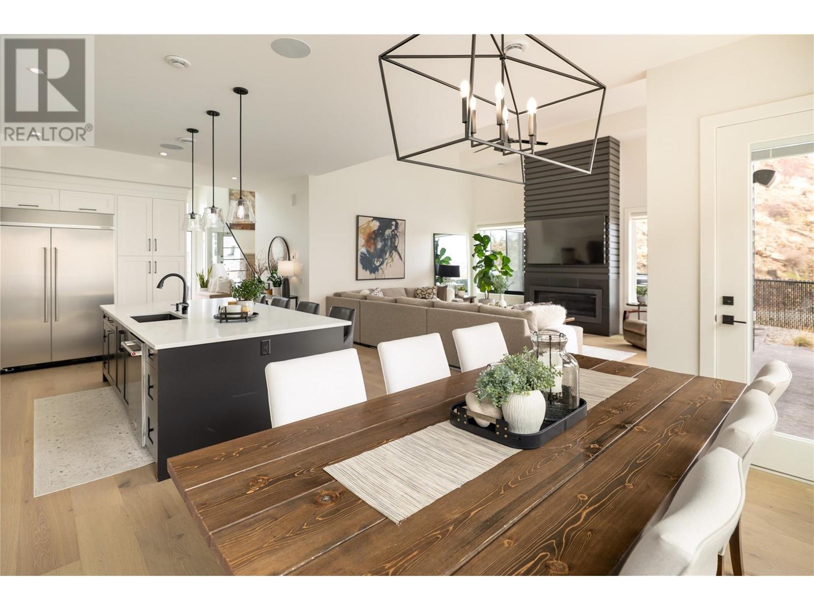 463 VISION Court Kelowna Photo 8