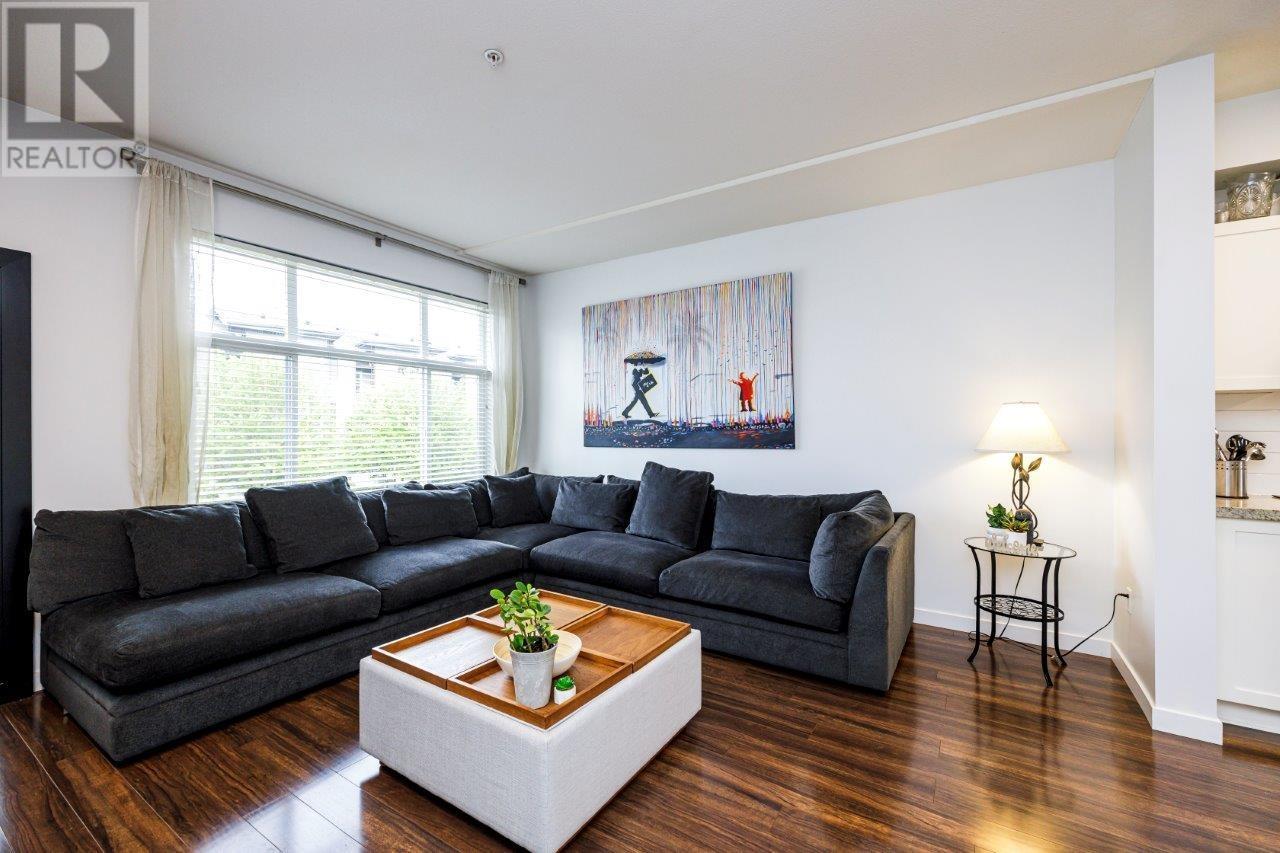 Property at 712 ORWELL STREET image 3