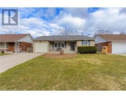 38 COUNTRY CLUB Drive, Hamilton, Ontario