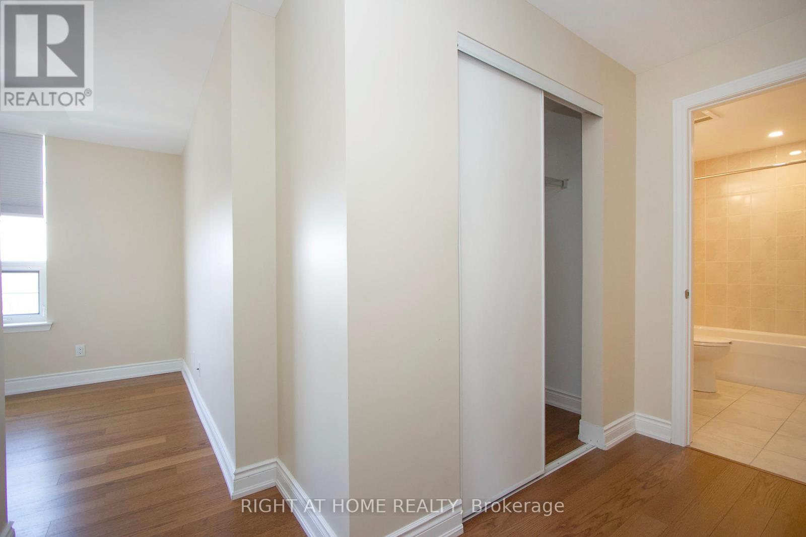 405 - 21 Brookhouse Drive, Clarington, Ontario  L1B 1N8 - Photo 19 - E12128202
