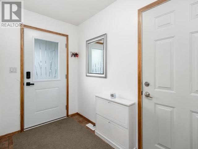 Property at 184 FALCON DRIVE image 3