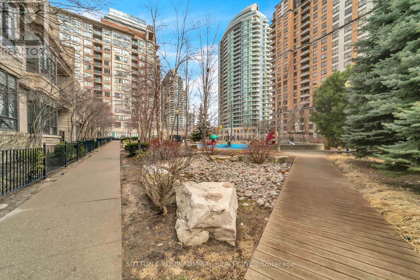 1325 - 500 Doris Avenue, Toronto (Willowdale East), Ontario  M2N 0C1 - Photo 42 - C12128122