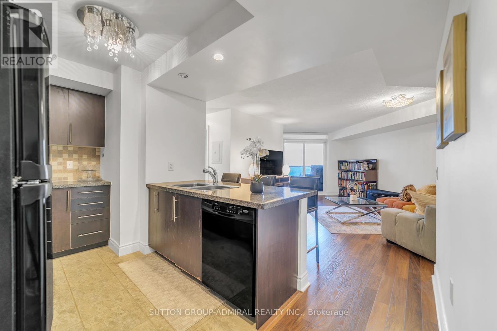 1325 - 500 Doris Avenue, Toronto (Willowdale East), Ontario  M2N 0C1 - Photo 7 - C12128122
