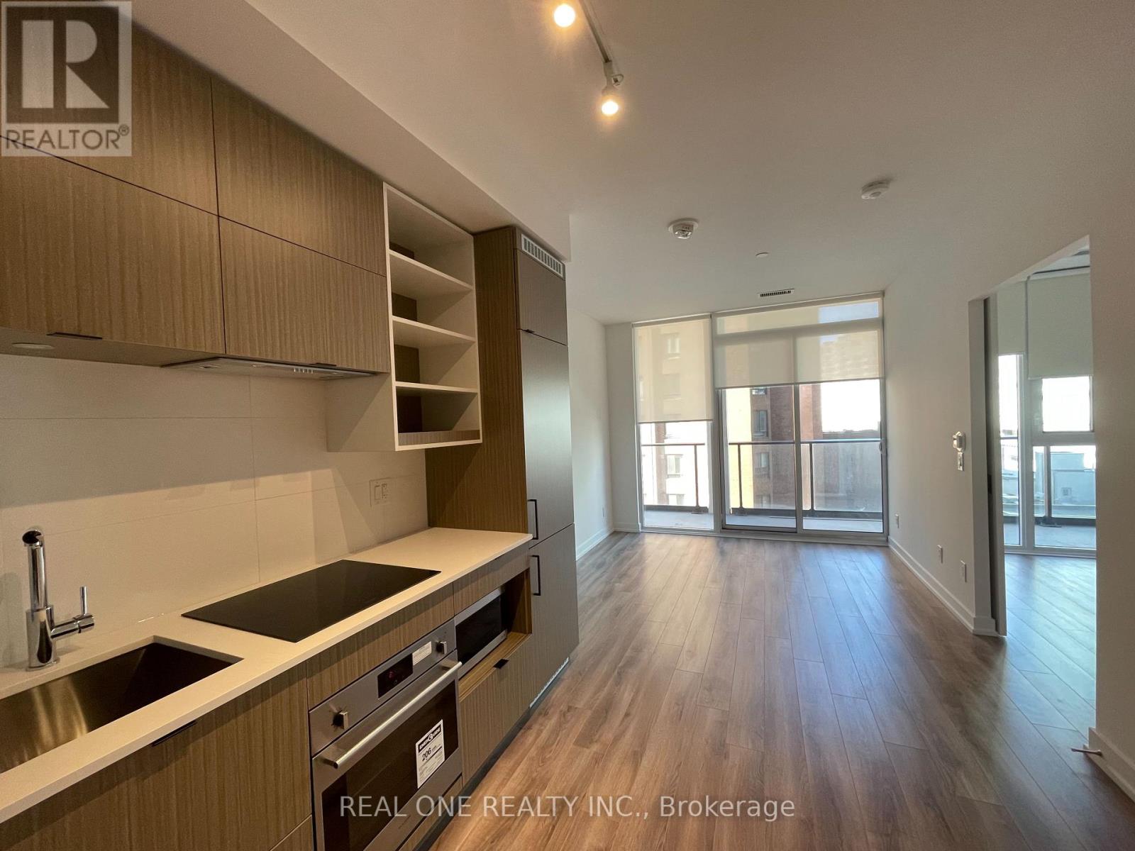 512 - 20 Edward Street, Toronto, Ontario  M5G 1C9 - Photo 4 - C12128183