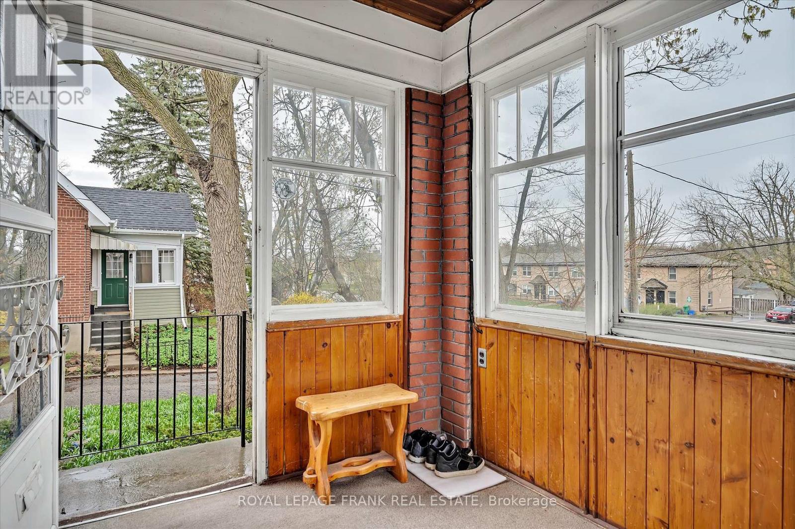 Property at 1270 CLONSILLA AVENUE image 5